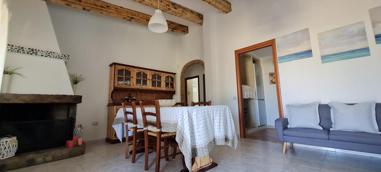 House Castiadas Tra Mare E Montagna エクステリア 写真