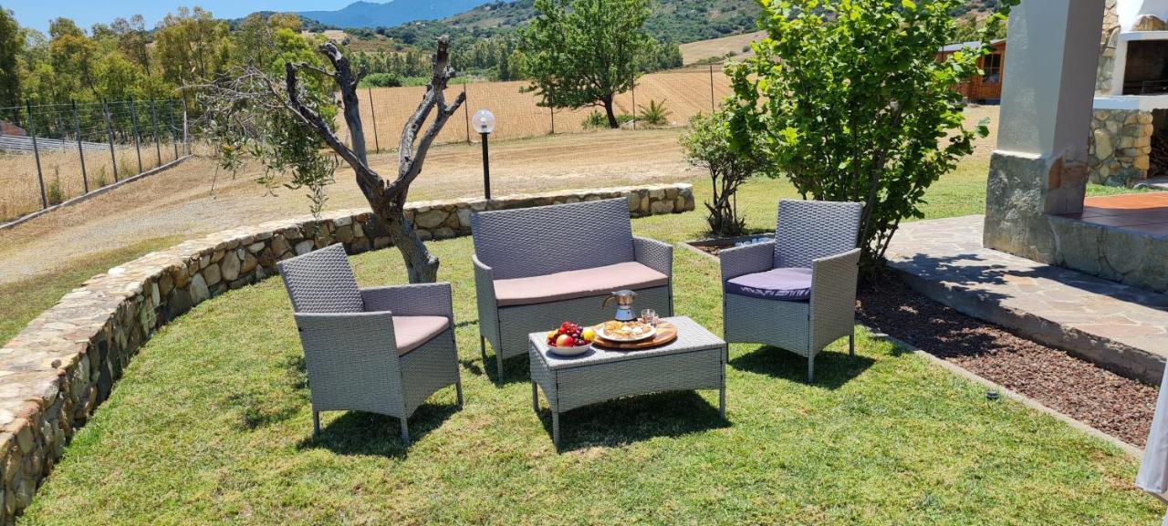House Castiadas Tra Mare E Montagna エクステリア 写真